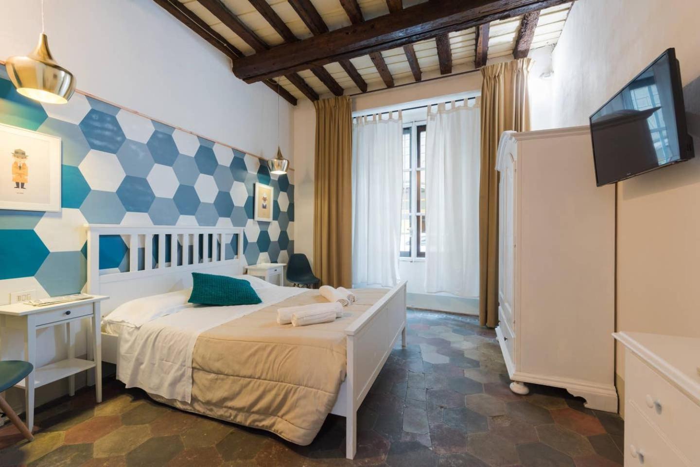 F4 - Santa Croce One Bedroom Flat 2 To 4 Guests Florence Extérieur photo