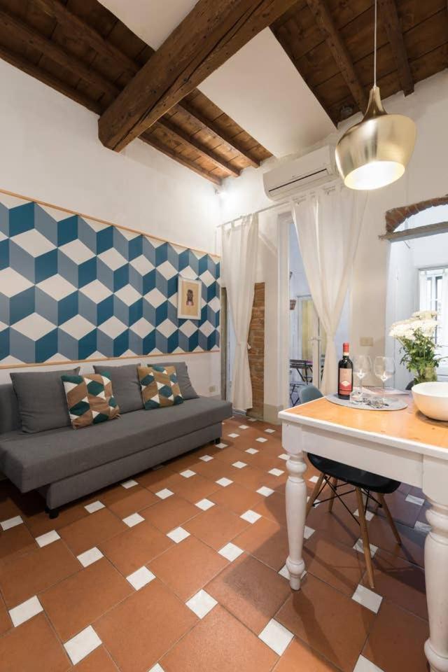 F4 - Santa Croce One Bedroom Flat 2 To 4 Guests Florence Extérieur photo