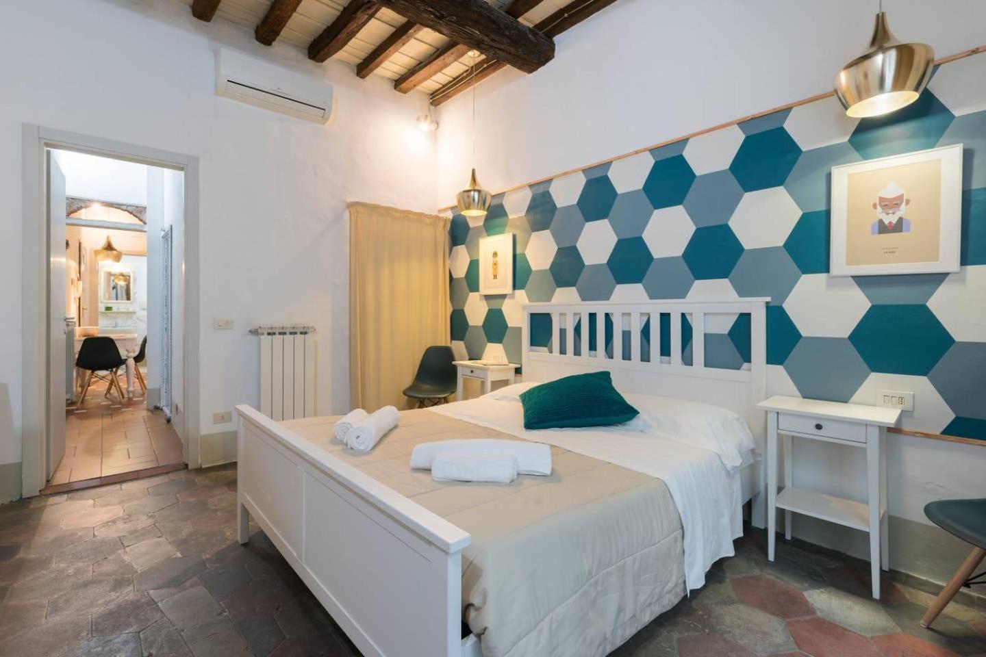 F4 - Santa Croce One Bedroom Flat 2 To 4 Guests Florence Extérieur photo